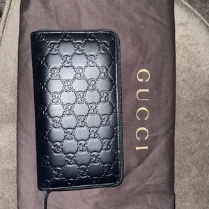 Large Black Gucci Wallet